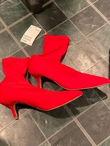 H&M Women's Red Sock Style Heel Size 6 (37) *NEW W/TAG* vv1 - Picture 1 of 6