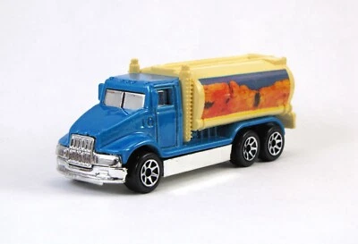 Hot Wheels Kenworth Tanker Fuel Water Local Delivery Truck Short Haul Model M - Image 1 of 4