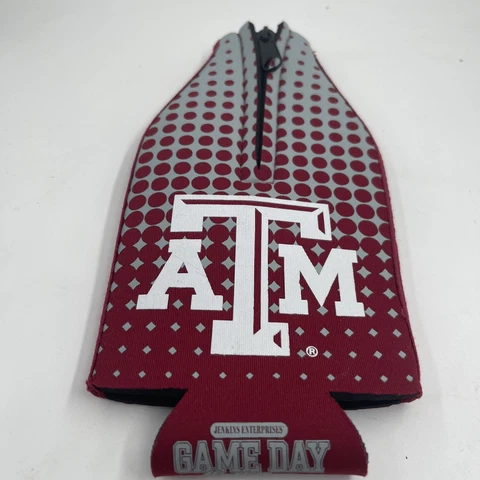 NWOT  Game Day Outfitters Texas A&M Aggies Zip Up Bottle Koozie Holder Cover
