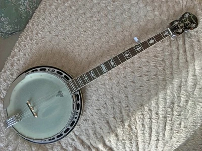 Fender FB-58 banjo, 5 string. Really nice condition. Great setup. Hard case. - Image 1 of 4