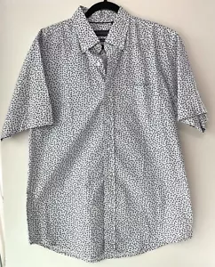COVINGTON Short Sleeve Button Down Collared SHIRT Leaf Print MEN’S MEDIUM NEW - Picture 1 of 13