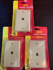 MODULAR WALL JACK Almond/Tan? color flush mounted 4 wire Do It Best 511765 - Picture 1 of 4