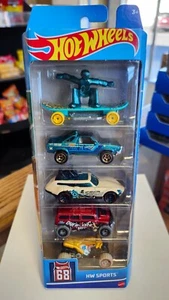 Paquete de 5 Hot Wheels HW Sports 2022 con Subaru Brat - Imagen 1 de 7