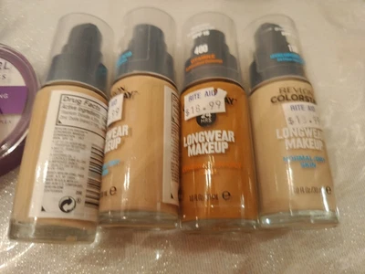 Revlon Colorstay Normal/Dry Skin Natural Finish Foundation ......6 - Image 1 of 3