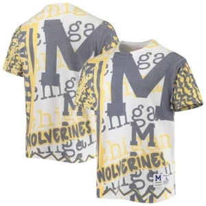 T-SHIRT MITCHELL & NESS MICHIGAN WOLVERINES JUMBOTRON 2.0 EXTRA LARGE NUOVA CON ETICHETTE (XL) - Foto 1 di 11
