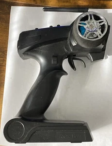 RC4WD3ch 2.4GHz Radio Transmitter - Picture 1 of 4