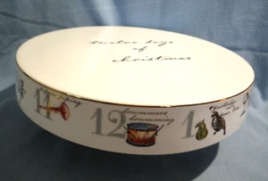 NEW~BETTER HOMES & GARDENS 12 DAYS OF CHRISTMAS~PEDESTAL CAKE STAND~12" - Bild 1 von 6