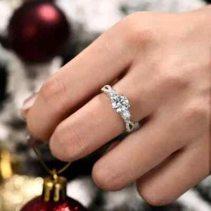 2.50 Ct Round Cut Real Moissanite Women's Halo Wedding Ring 925 Sterling Silver - Picture 1 of 5