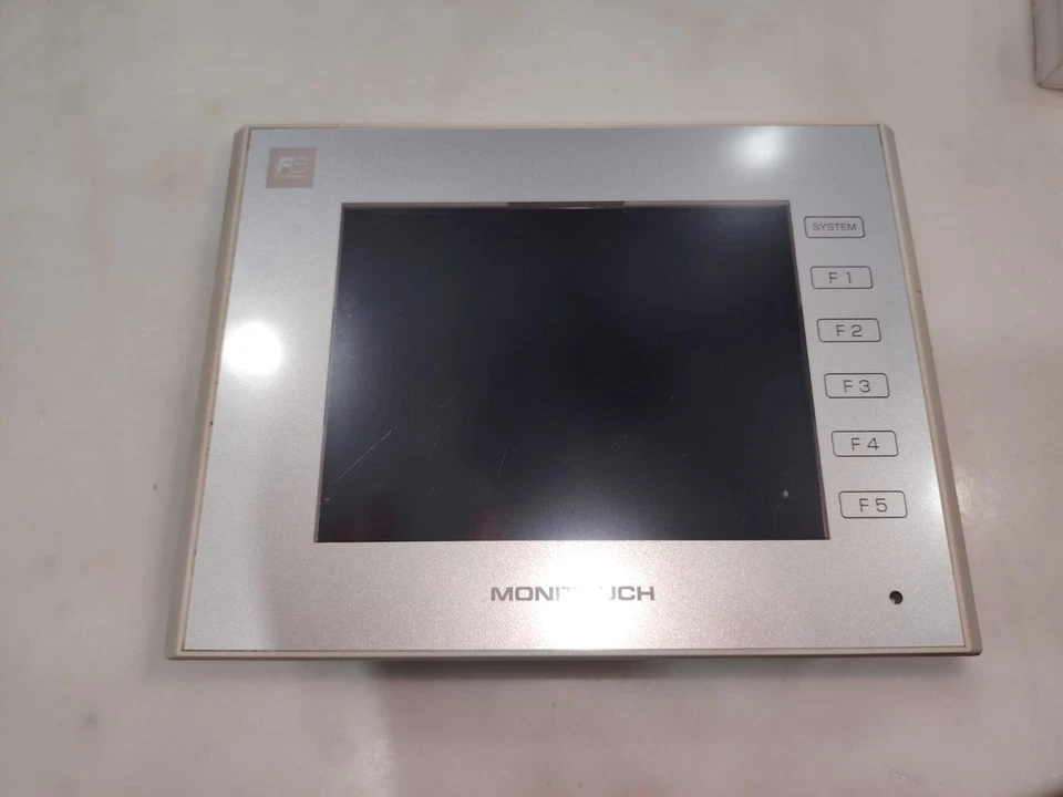 IPC, FUJI ELECTRONIC, HAKKO MONITORITOUCH V9060ITD Foto 1 de 4