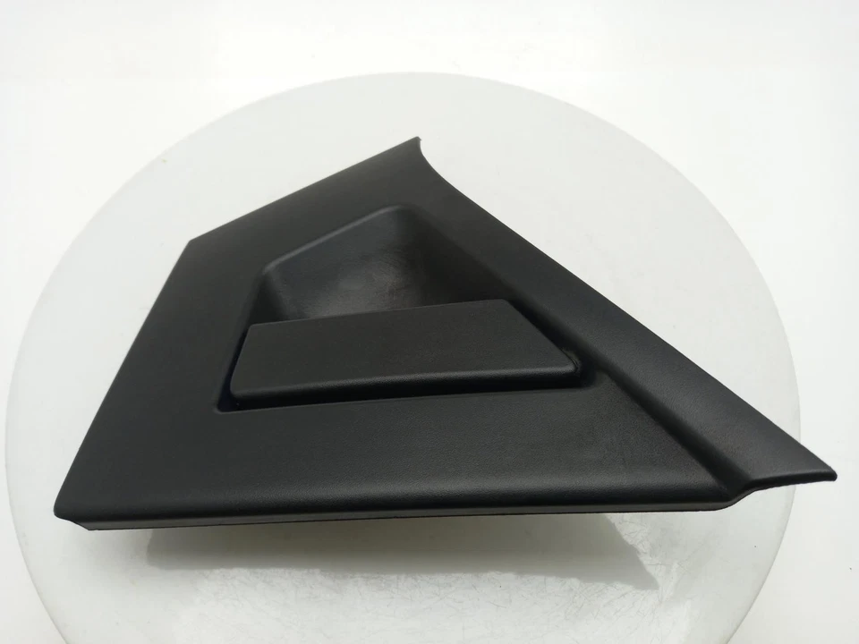 Manija de puerta trasera izquierda Nissan Micra 2016-2022 Foto 1 de 4