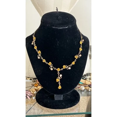 Collar Lariat De Colección Bijoux Terner Tono Dorado Flor Ornamentada y Cristal Foto 1 de 4