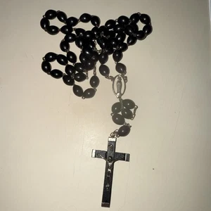 Vintage Roma Rosary Black Oval Beads Crucifix Cross Mother Mary Jesus - Picture 1 of 6