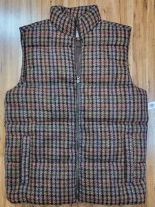 Old Navy Mens Fabric Puffer Vest Brown Blue Plaid Size Medium Tall Houndstooth  - Picture 1 of 14