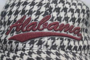 Gorra de béisbol de fútbol americano de la Universidad de Alabama NCAA sombrero diente de sabueso 100 % acrílico - Imagen 1 de 6