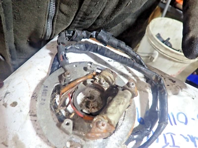 Yamaha  1982 Yamaha IT 465 Stator/Alternator/Generator BEING SOLD FOR PARTS - Imagem 1 de 4