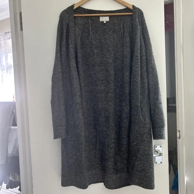 Poem By Oliver Bona’s Long Grey  Cardigan Size S - Image 1 of 4