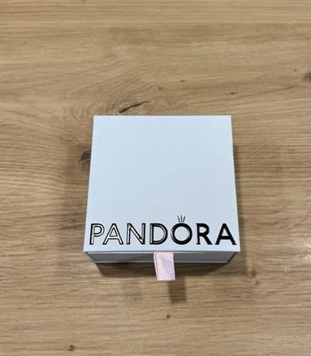 PANDORA Herz-Armband für Damen - 925 Sterling-Silber (590719-17) - Bild 1 von 4