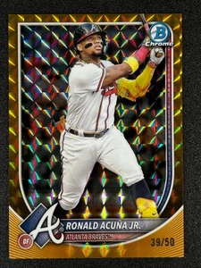 Ronald Acuna Jr. 2025 Bowman Chrome Gold Geometric Refractor 39/50 #13 Braves - Bild 1 von 2