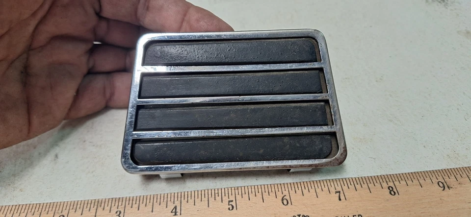  Cubierta de pastillas de embrague y pedal de freno Cal Custom 1976 Hot Rat Rod coche de carreras vintage Foto 1 de 4