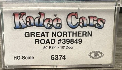 Kadee Cars HO Scale #6374 50’ PS-1 10’ Door Great Northern Road NIB - Image 1 of 3