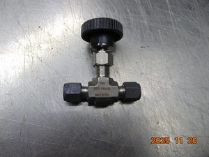 PARKER 4Z(A)-V4LN-SS NEEDLE VALVE - Picture 1 of 2
