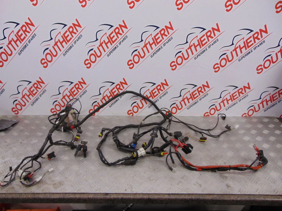 Piaggio Vespa Lx 125/4t Euro 3 /ie Touring 2012-2014 Main Wiring Loom  - Image 1 of 4