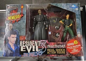Resident Evil 3 Moby Dick Real Shock Figure Series 6 Chris Redfield Vs TYRANT - Picture 1 of 20