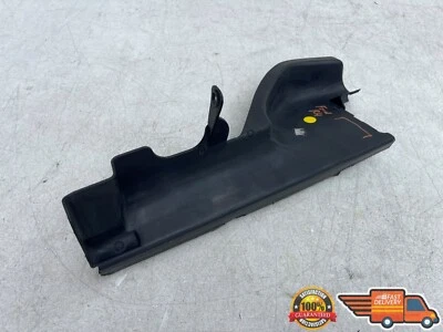 Ford Transit 150 2015-2019 capó delantero derecho panel de conductos de aire OEM CK41-V8310-AC OEM Foto 1 de 4