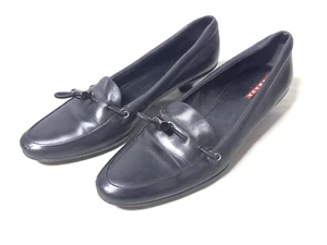 Prada schwarze Leder Kitten Heels Front Toggle Loafer Schuhe Gr. 39 US 9 - Bild 1 von 24
