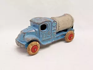 RARE VINTAGE '30'S BARCLAYS CEMENT MIXER TRUCK/FAIR CONDITION/DIECAST SLUSH LEAD - Picture 1 of 7
