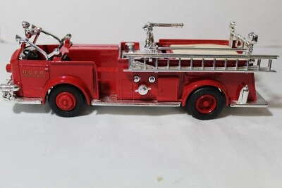 ERTL COLLECTIBLES D.C.F.D. Engine Co. No. 19 Bank + Second Engine for Parts - Image 1 of 4
