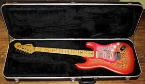 1988 MINT/UNPLAYED Fender Japan ST-72-LIMITED ED. Pink Paisley Stratocaster-OHSC - Picture 1 of 24
