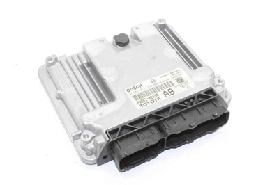 Centralina motore TOYOTA COROLLA E12 0281011733 89661-02A90 1.4 D 66kw 2006 - Immagine 1 di 3
