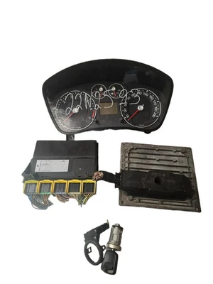 Kit centralina motore Ford Fiesta V 6S6112A650NC S118325001 - Immagine 1 di 4
