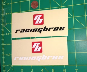 Vinyl Logo Aufkleber Set 2 Stück schwarz weiß rot quadratisch Sticker Auto Laptop wasserdicht - Bild 1 von 1