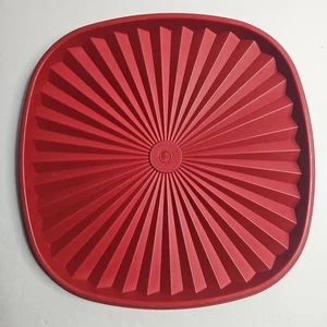 Tupperware Servalier Square Replacement LID ONLY Seal 859-3 Red 9-1/4" - Picture 1 of 7