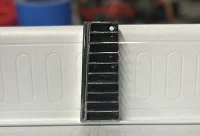 Lincoln Continental 1966-1967 extremo izquierdo tablero moldura lado del conductor C6VB-5304338-A Foto 1 de 4