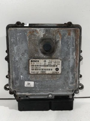 Centralina Motore ECU BOSCH JEEP GRAND CHEROKEE (WH/WK) - 3.0 CRDI - P05187198AC - Immagine 1 di 3