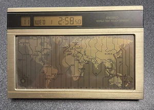 Reloj de escritorio vintage Seiko World Time con sensor táctil dorado probado y funcional - Imagen 1 de 4