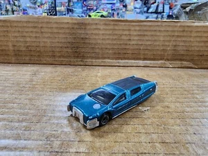 2001 Hot Wheels Sentinel 400 Limo - Picture 1 of 3