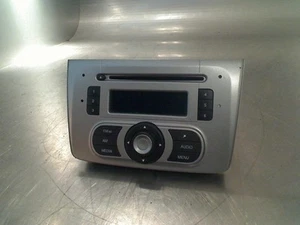 RADIO Alfa Romeo MiTo (955) Hatchback 1.3 JTDm 16V Eco (199.B.4000) 2012 - Bild 1 von 3