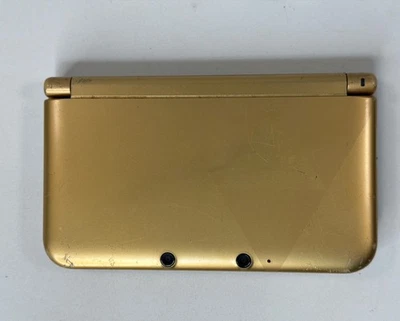 Nintendo 3ds XL The Legend of Zelda a Link Between Worlds Limited Edition Gold - Image 1 of 4