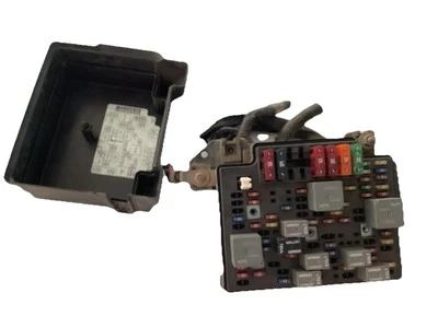 ✅00-05 Chevy Blazer S10 GMC Jimmy Sonoma Motor Exterior Caja de Fusibles Caja de Relé de Fusibles Foto 1 de 4