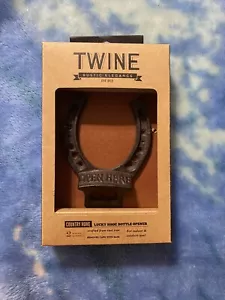 Twine Cast Iron Lucky Horseshoe Bottle Opener No 3497 ((NEW )) - Picture 1 of 6