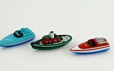 3 MICRO MÁQUINAS GALOOB VINTAGE AÑOS 80 BOTES LANCHA RÁPIDA, REMOLCADOR Y DERBY BOAT Foto 1 de 4