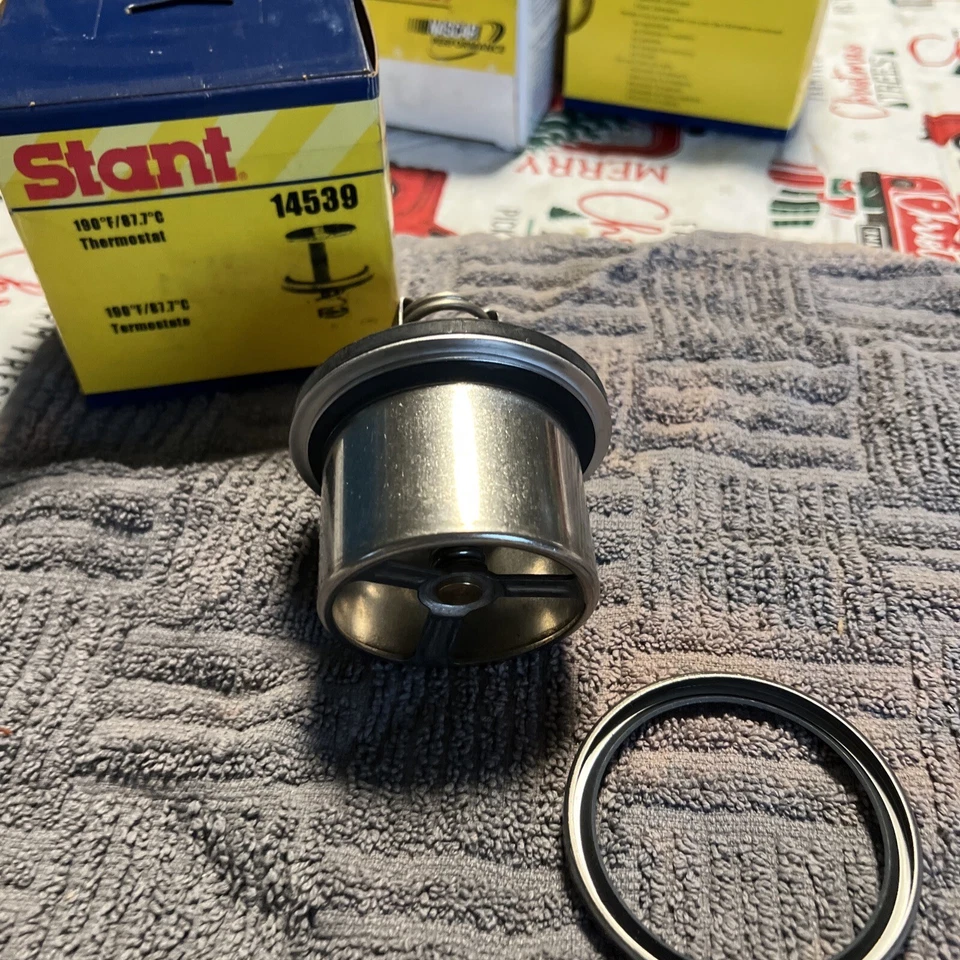 Stant Engine Thermostat 190°F 14539 - Image 1 of 4