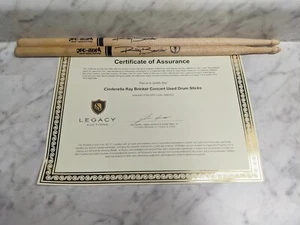 Cinderella Ray Brinker Konzert gebrauchter Drumstick Echtheitszertifikat Tierney Sutton Gordon Goodwin - Bild 1 von 12