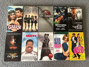Lot of 20 VHS Action Movies Batman Mummy South pacific Austin powers - Picture 1 of 2
