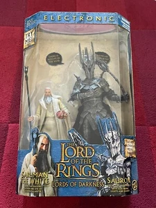 Lord Of The Rings, Lords Of Darkness, Saruman & Sauron Action Figures Twin Pack - Picture 1 of 11