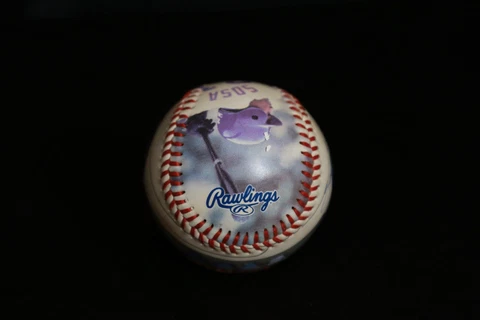 Chicago Cubs SAMMY SOSA Souvenir Rawlings Baseball 2002 Cover